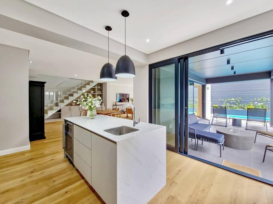 Luxurious Family In Newlands With Pool Villa Cape Town