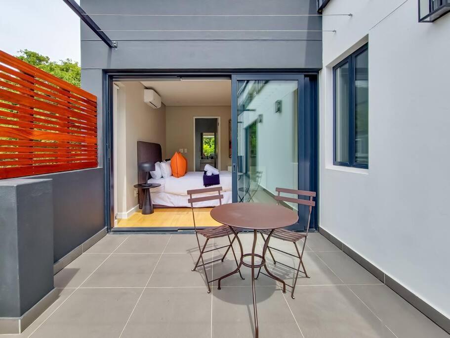 Luxurious Family In Newlands With Pool Cape Town
