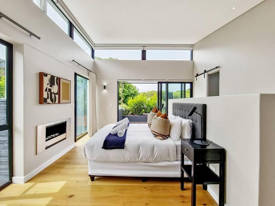 Luxurious Family In Newlands With Pool Cape Town