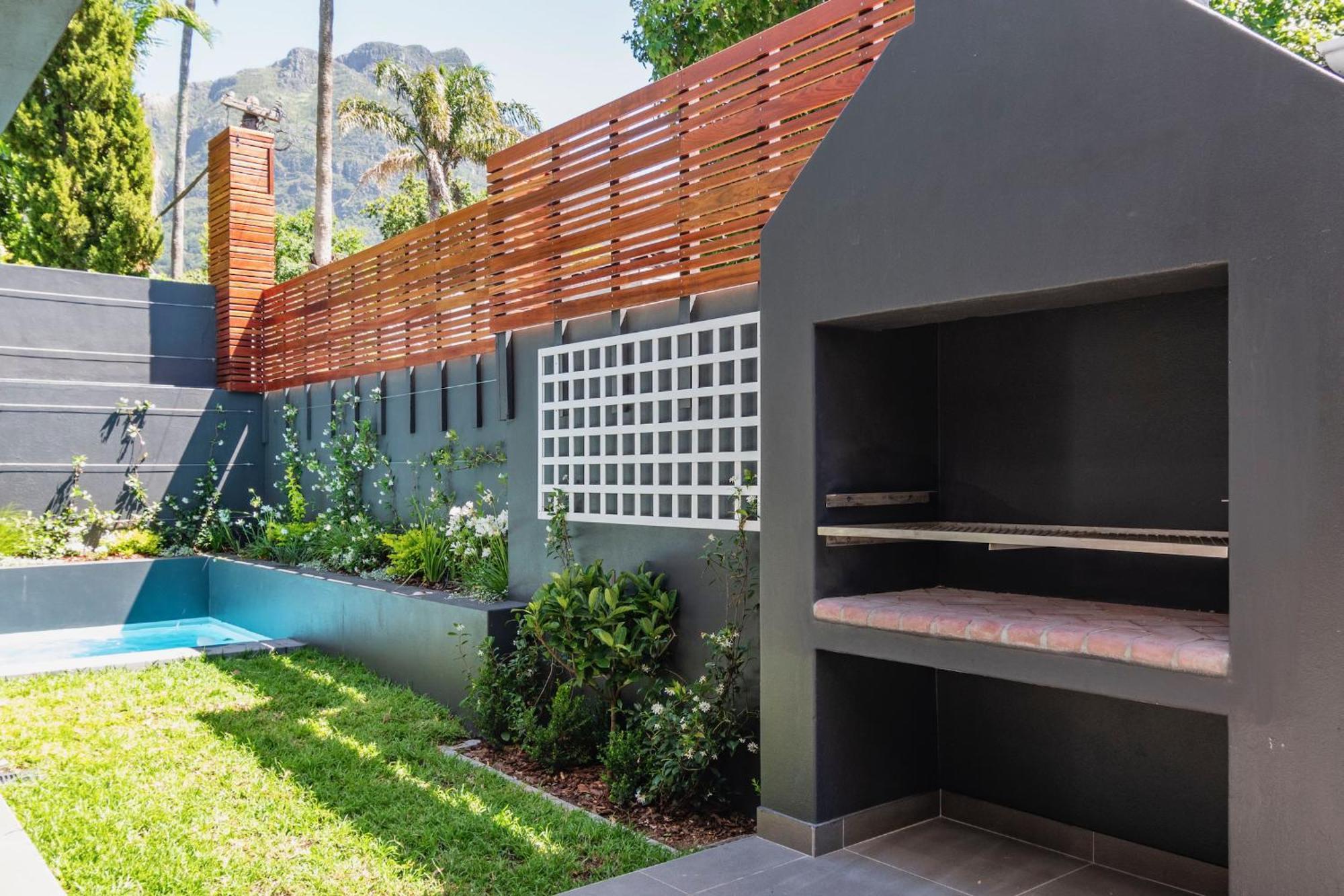 Luxurious Family In Newlands With Pool *
